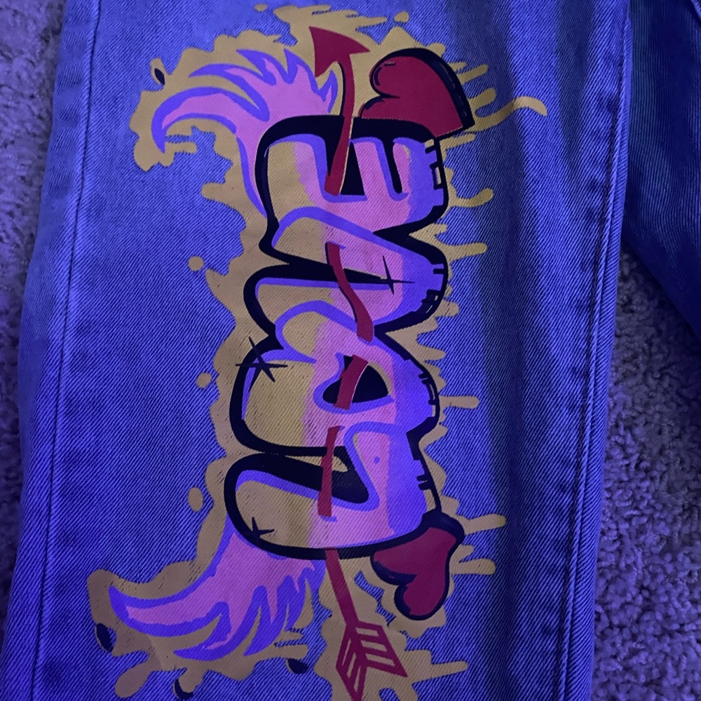 Jeans - Picture 4 of 4